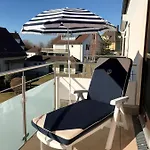 Seestern - Seenah, Lichtdurchflutet Mit 2 Balkonen Und Stellplatz * Langenargen